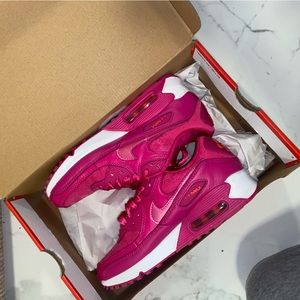 Worn once 7.5 nike air max